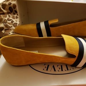 Gold loafers-Women